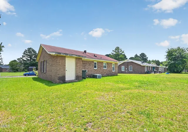 Homes for sale in Greenville, NC | 215 Terrace Ct, Greenville, NC 27834 | MLS# 10177985