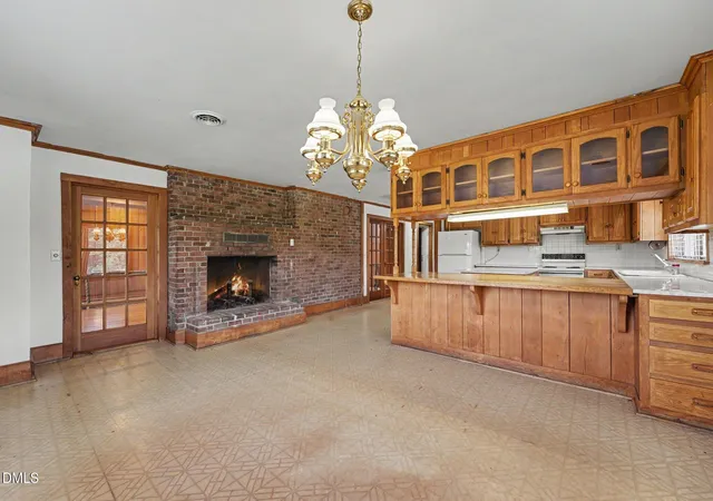 5th image of 5529 Hollow Hl Rd, Liberty, NC 27298 | MLS# 10177998