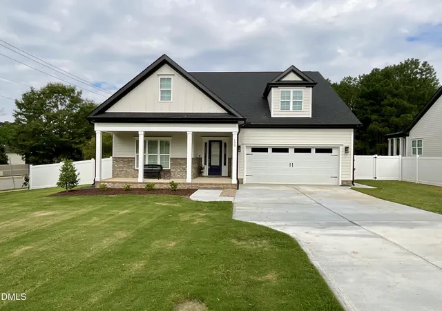 Photo 1 of Single family home for sale at 152 S Allen Rd, Wake Forest, NC 27587 | MLS# 10178032 | Listing updated on 2026-08-18