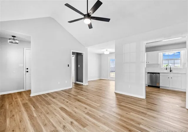 5th image of 413 Turret Ct, Hope Mills, NC 28348 | MLS# 765192