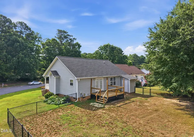 Homes for sale in Garner, NC | 117 Dullis Cir, Garner, NC 27529 | MLS# 10178040