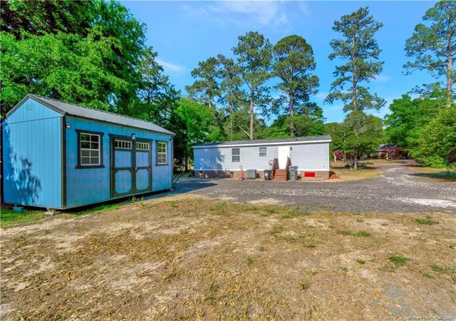 Photo 5 of Sale Pending at 155 Willard Tatum Rd, Elizabethtown, NC 28337 | MLS# 765404 | Listing updated on 2026-08-28