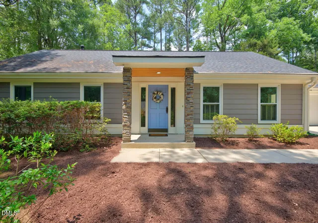 Homes for sale in Chapel Hill, NC | 6716 Glen Forrest Dr, Chapel Hill, NC 27517 | MLS# 10178446