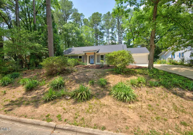 Homes for sale in Chapel Hill, NC | 6716 Glen Forrest Dr, Chapel Hill, NC 27517 | MLS# 10178446