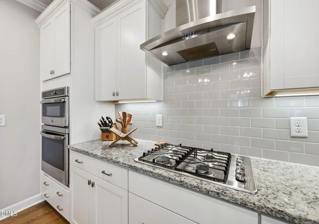 Photo 4 of Single family home for sale at 86 Flanders Ln, Clayton, NC 27520 | MLS# 10179335 | Listing updated on 2026-09-11