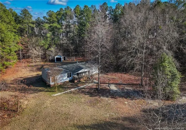 Homes for sale in Parkton, NC | 3600 Quarter Horse Run Ln, Parkton, NC 28371 | MLS# 765414