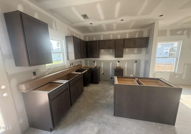 Photo 3 of Single family home for sale at 42 Gresham Ct, Dunn, NC 28334 | MLS# 10178074 | Listing updated on 2026-09-16
