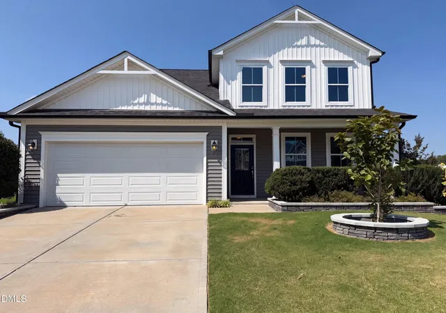 Photo 1 of Single family home for sale at 119 E Caxton Ct, Clayton, NC 27527 | MLS# 10178259 | Listing updated on 2026-09-21
