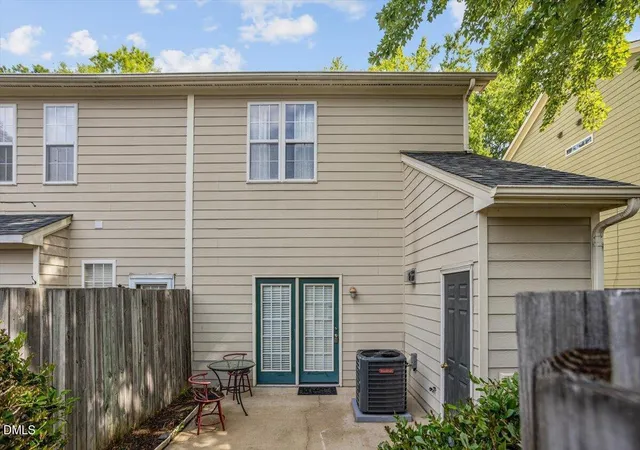 Photo 4 of Townhouse for sale at 4408 Pottery Ln, Raleigh, NC 27616 | MLS# 10182844 | Listing updated on 2026-09-02