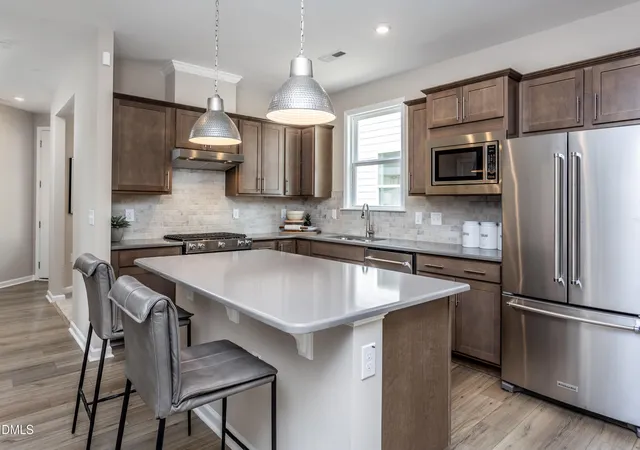 Photo 3 of Single family home for sale at 941 Steeplechase Blvd, Clayton, NC 27520 | MLS# 10178095 | Listing updated on 2026-07-18