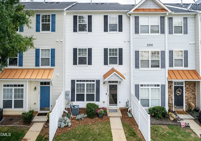 Photo 2 of Condo for sale at 2200 Valley Edge Dr #104, Raleigh, NC 27614 | MLS# 10178778 | Listing updated on 2026-09-24