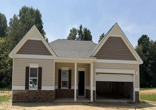 Photo 2 of Single family home for sale at 257 Cheshire Farm Dr, Smithfield, NC 27577 | MLS# 10178115 | Listing updated on 2026-09-20