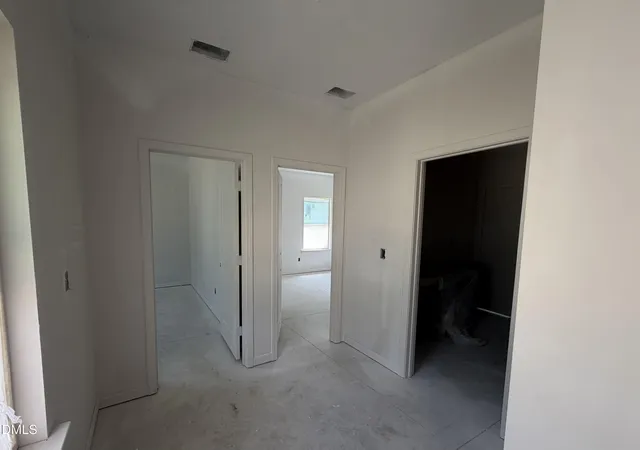 Photo 3 of Single family home for sale at 257 Cheshire Farm Dr, Smithfield, NC 27577 | MLS# 10178115 | Listing updated on 2026-09-20