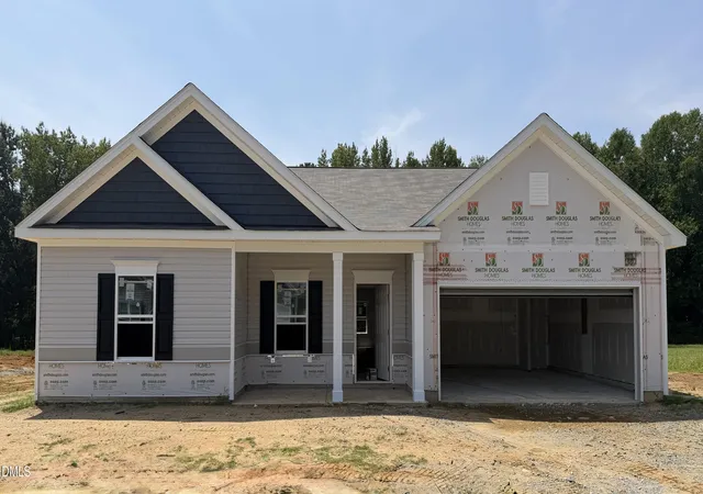 Photo 2 of Single family home for sale at 159 Cheshire Farm Dr, Smithfield, NC 27577 | MLS# 10178120 | Listing updated on 2026-09-20