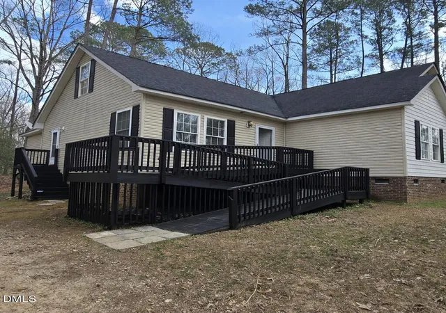 3rd image of 121 Santee Dr, Louisburg, NC 27549 | MLS# 10178125