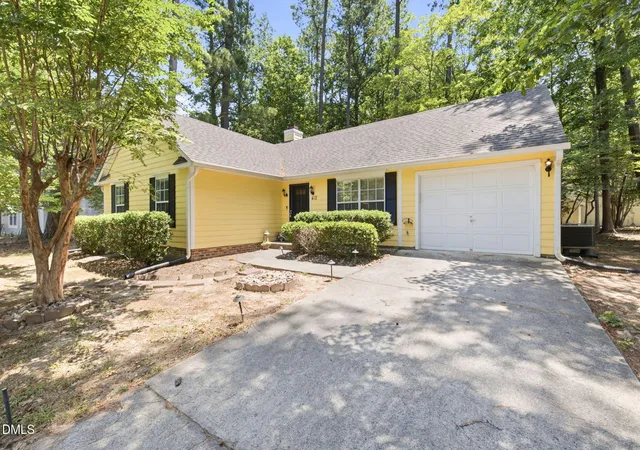 Homes for sale in Durham, NC | 412 Vivaldi Dr, Durham, NC 27712 | MLS# 10178825