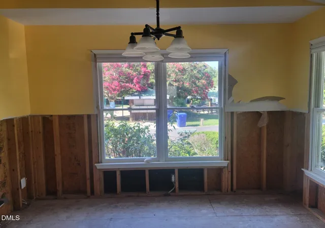 5th image of 115 Weatherhill Pt, Carrboro, NC 27510 | MLS# 10178131
