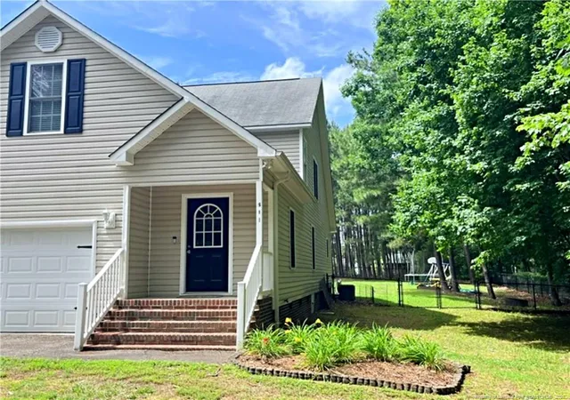 Photo 2 of Single family home for sale at 511 N Franklin Dr, Sanford, NC 27330 | MLS# 763270 | Listing updated on 2026-07-29