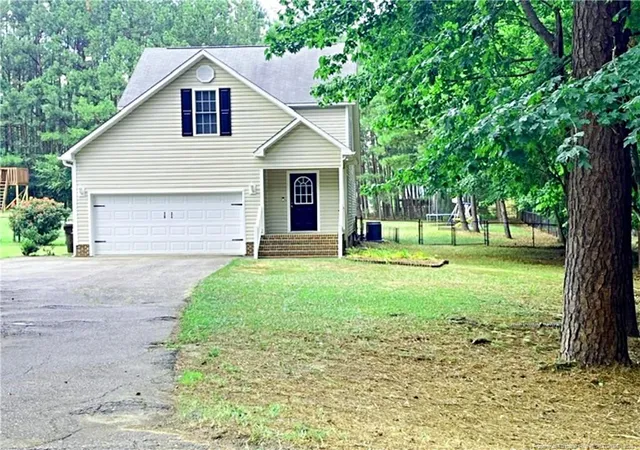 Photo 3 of Single family home for sale at 511 N Franklin Dr, Sanford, NC 27330 | MLS# 763270 | Listing updated on 2026-07-29