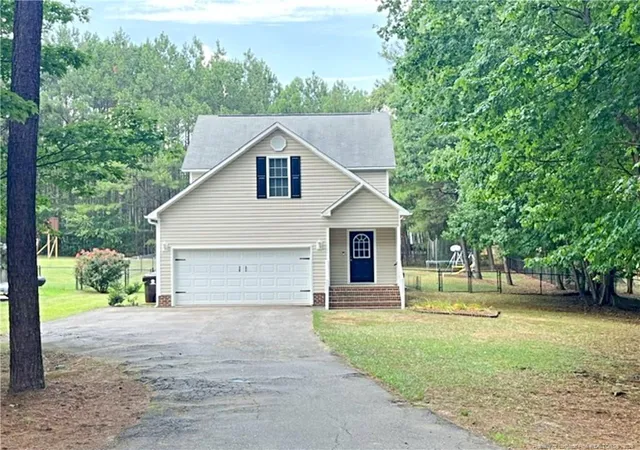 Photo 3 of Single family home for sale at 511 N Franklin Dr, Sanford, NC 27330 | MLS# 763270 | Listing updated on 2026-07-29