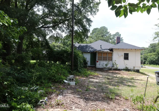Photo 2 of Single family home for sale at 507 Clark St, Rocky Mount, NC 27801 | MLS# 10178151 | Listing updated on 2026-08-19
