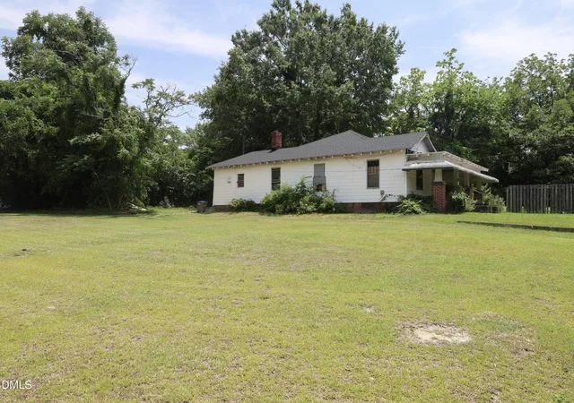 Photo 3 of Single family home for sale at 507 Clark St, Rocky Mount, NC 27801 | MLS# 10178151 | Listing updated on 2026-08-19