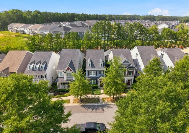 Photo 3 of Sale Pending at 1625 Main Div Dr, Wake Forest, NC 27587 | MLS# 10178612 | Listing updated on 2026-10-25