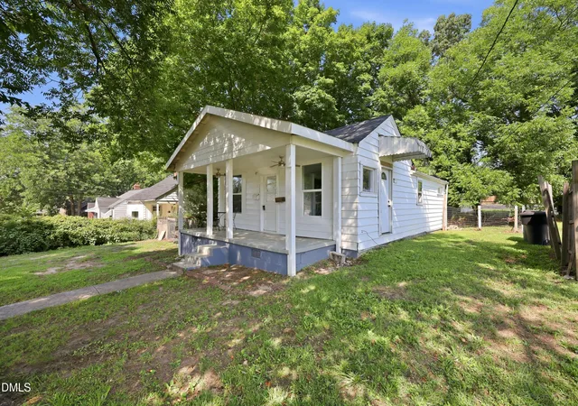 Homes for sale in Burlington, NC | 111 Markham St, Burlington, NC 27215 | MLS# 10178158