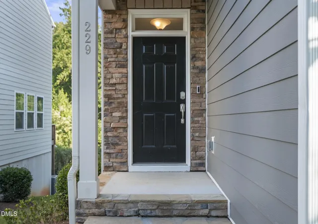 Homes for sale in Holly Springs, NC | 229 Daisy Grove Ln, Holly Springs, NC 27540 | MLS# 10178190