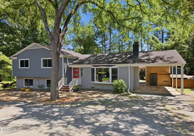 Homes for sale in Chapel Hill, NC | 603 N Estes Dr, Chapel Hill, NC 27514 | MLS# 10178156