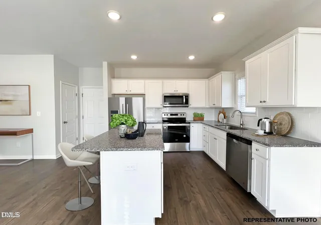 2nd image of 145 Cinnabar St, Clayton, NC 27527 | MLS# 10178164