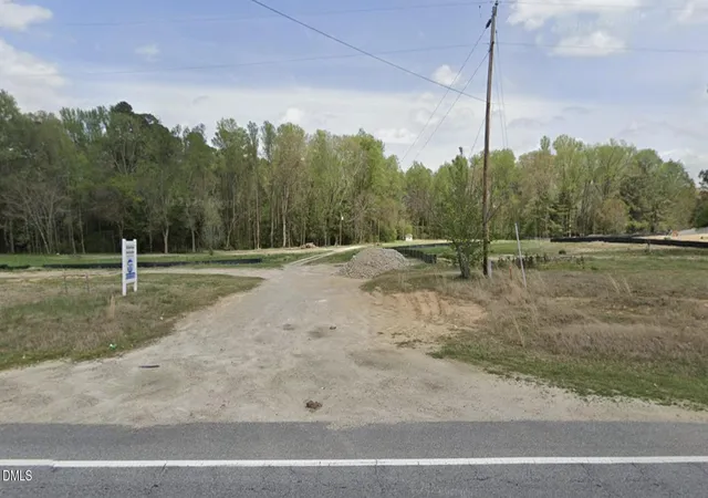 Photo 2 of Sale Pending at 7500 Rabbit Meadow Ln, Zebulon, NC 27597 | MLS# 10178184 | Listing updated on 2026-08-20