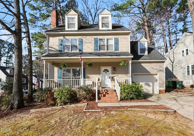 Homes for sale in Raleigh, NC | 1701 Point Owoods Ct, Raleigh, NC 27604 | MLS# 10178326