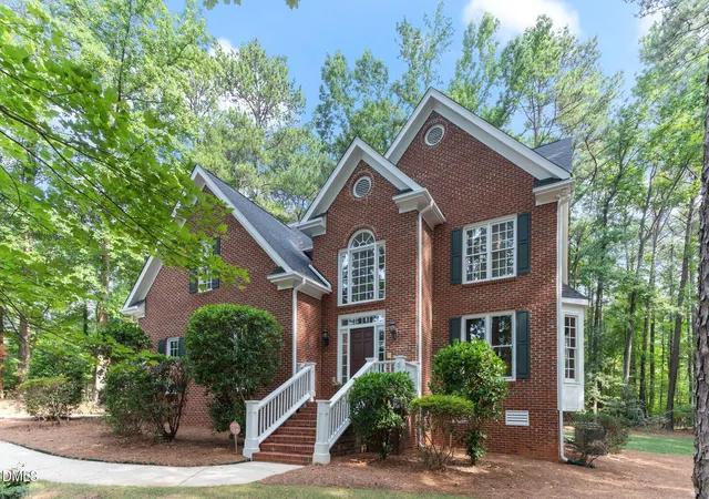 Photo 1 of Single family home for sale at 909 Oak Crk Rd, Raleigh, NC 27615 | MLS# 10178189 | Listing updated on 2026-09-26