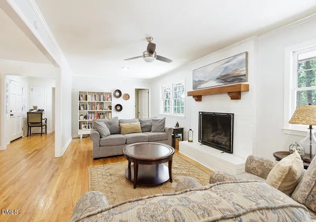 Photo 4 of Single family home for sale at 1901 Hillock Dr, Raleigh, NC 27612 | MLS# 10178344 | Listing updated on 2026-09-18