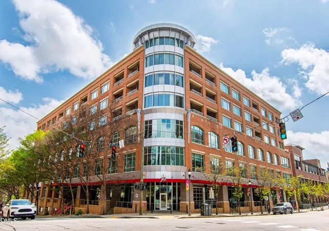 Listing Photo 5 - Condo for sale in building located at 510 Glenwood Ave, Raleigh, NC 27603 - Unit #511