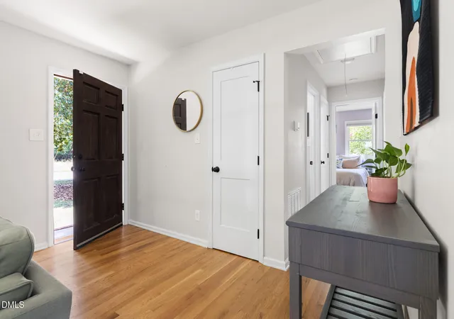 3rd image of 1701 N Greensboro St, Carrboro, NC 27510 | MLS# 10178589