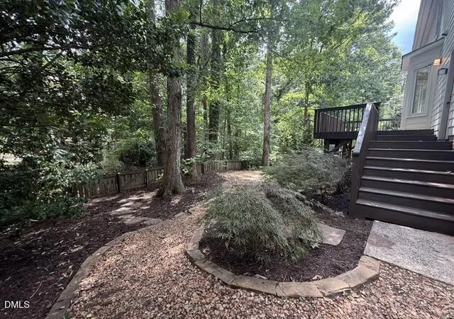 Photo 4 of Single family home for sale at 4909 Fortunes Ridge Dr, Durham, NC 27713 | MLS# 10178384 | Listing updated on 2026-08-31