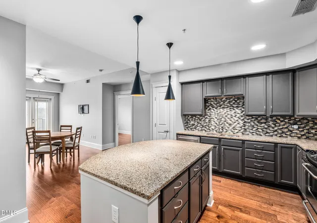 3rd image of 222 Glenwood Ave #607, Raleigh, NC 27603 | MLS# 10178208