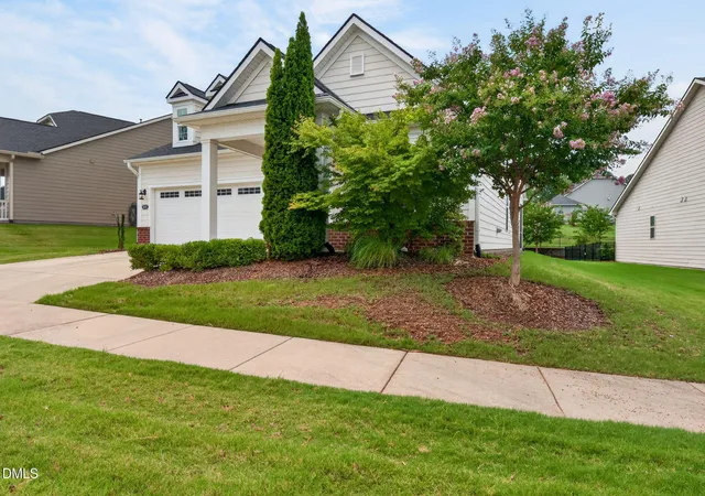 Photo 4 of Single family home for sale at 1013 Cadence Ln, Durham, NC 27703 | MLS# 10178579 | Listing updated on 2026-09-04