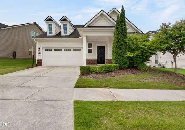 Photo 5 of Single family home for sale at 1013 Cadence Ln, Durham, NC 27703 | MLS# 10178579 | Listing updated on 2026-09-04