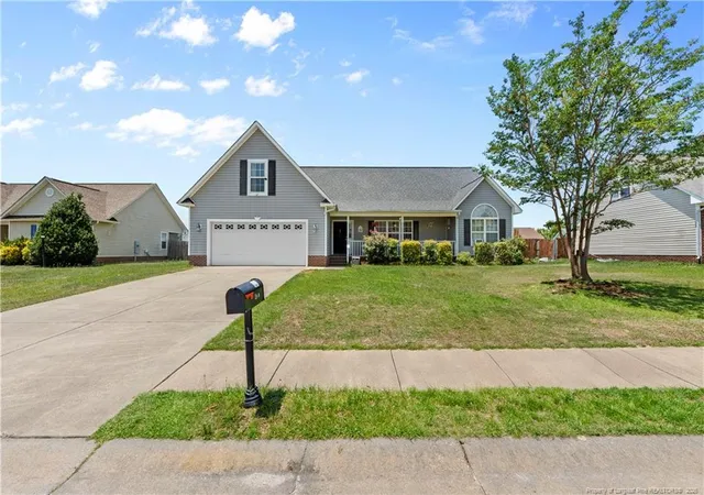 Photo 2 of Single family home for sale at 5946 Lillytrotter Dr, Hope Mills, NC 28348 | MLS# 765481 | Listing updated on 2026-08-24