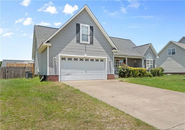 Photo 3 of Single family home for sale at 5946 Lillytrotter Dr, Hope Mills, NC 28348 | MLS# 765481 | Listing updated on 2026-08-24