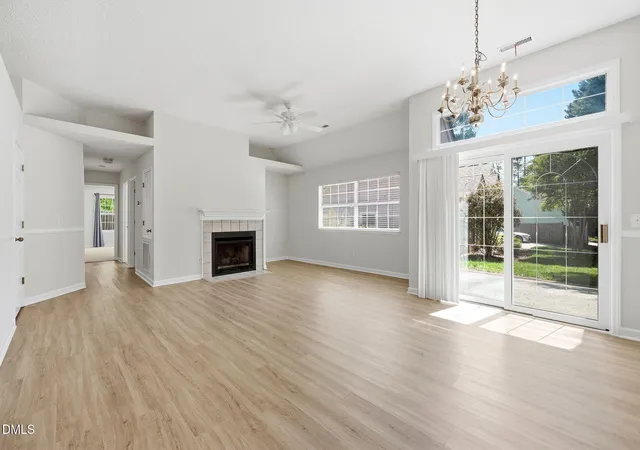 Photo 2 of Sale Pending at 104 Covington Dr, Chapel Hill, NC 27514 | MLS# 10180222 | Listing updated on 2026-08-19