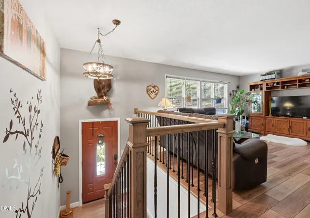 5th image of 3102 Little River Dr, Hillsborough, NC 27278 | MLS# 10178597