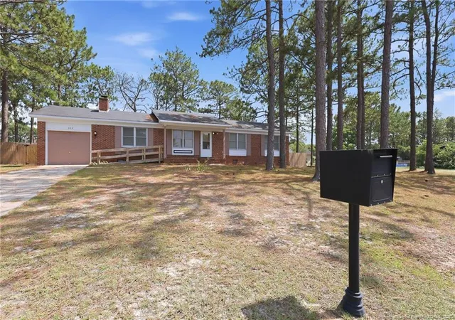 3rd image of 309 Brass Ct, Fayetteville, NC 28311 | MLS# 765493