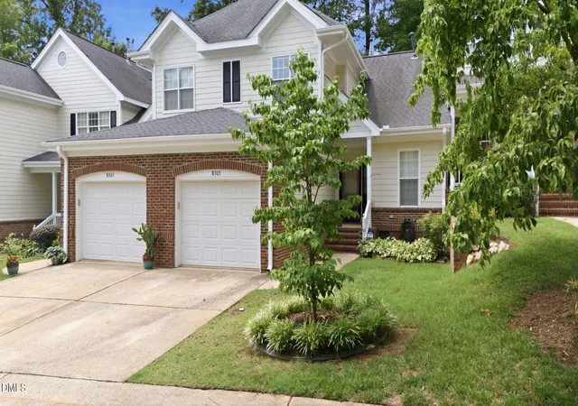 Photo 3 of Townhouse for sale at 8305 Amber Leaf Ct, Raleigh, NC 27612 | MLS# 10180726 | Listing updated on 2026-08-02