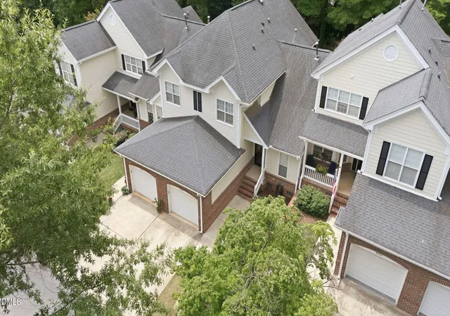 Photo 3 of Townhouse for sale at 8305 Amber Leaf Ct, Raleigh, NC 27612 | MLS# 10180726 | Listing updated on 2026-08-02