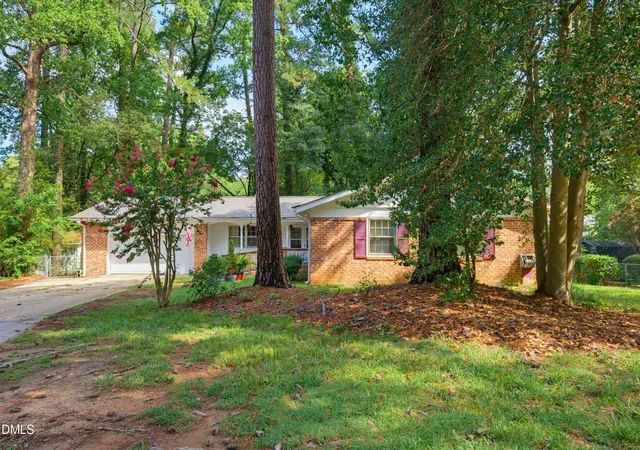 4th image of 5209 Cabin Pl, Raleigh, NC 27609 | MLS# 10178742