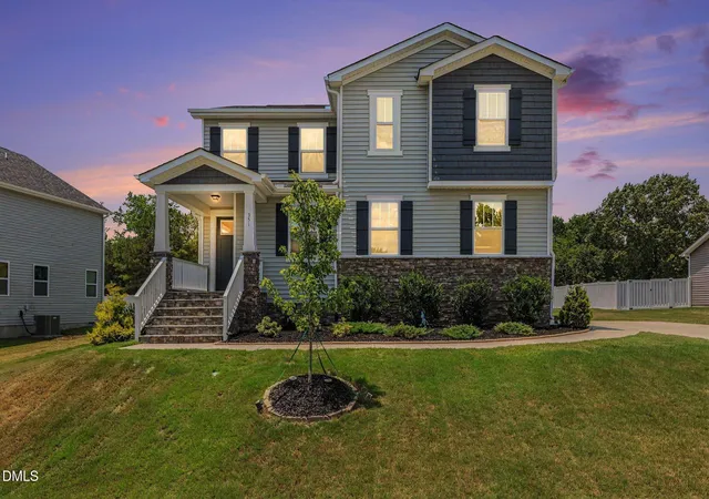 Photo 1 of Single family home for sale at 351 Fast Pitch Ln, Four Oaks, NC 27524 | MLS# 10178296 | Listing updated on 2026-09-14